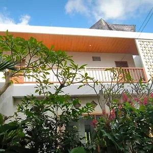 Bhuana Shanti Habitación en casa particular